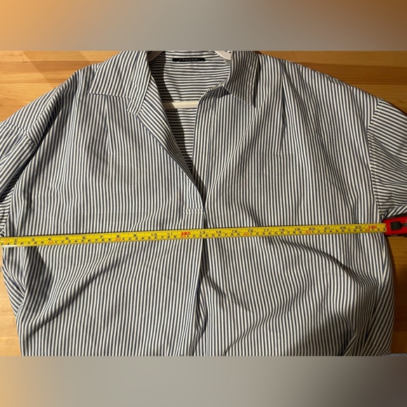 T Tahari Blue and White Striped Men's Shirt - Picture 4 of 5